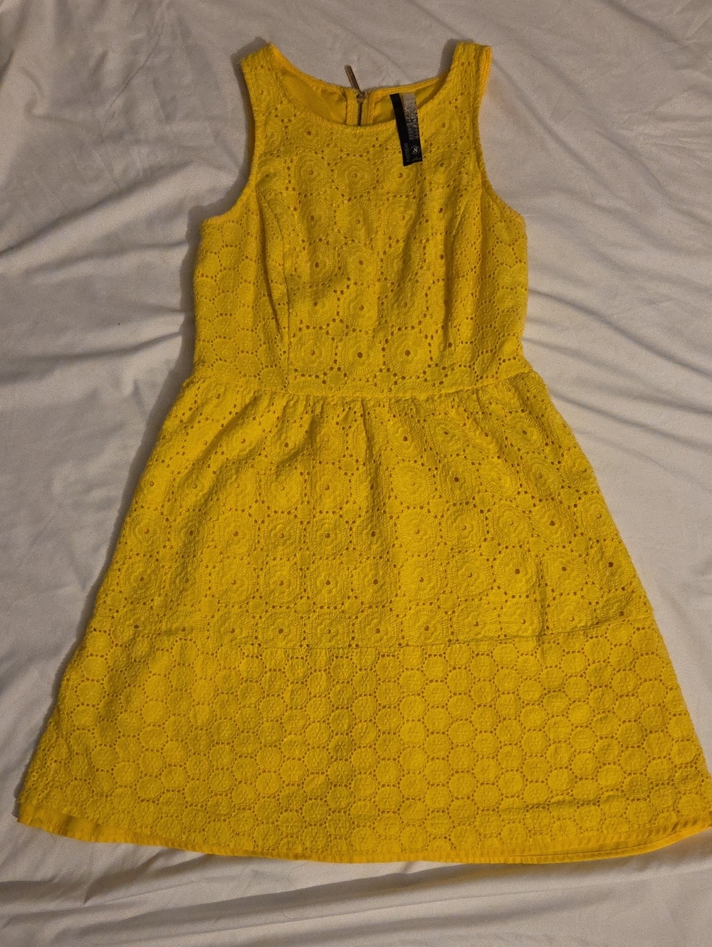 Kensie Yellow Eyelet Lace Mini Dress Size S Sleeveless Sundress Back Zip